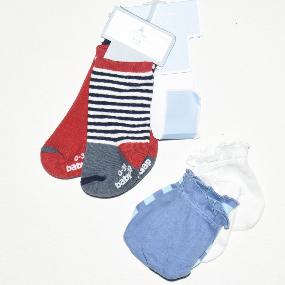 NWT | Socks+Mittens Bundle | Newborn